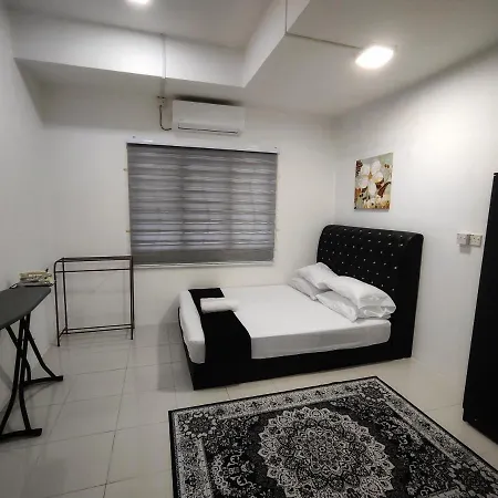 Homestay Temerloh With Private Pool Near Hospital 4 Bedroom 4 Aircond 10Pax Free Wi-Fi Netflix Exterior photo